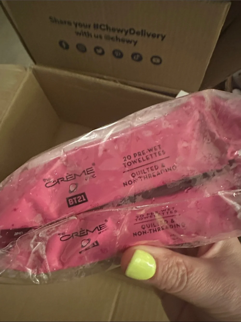 Crème Shop Complete Cleansing Pre-Wet Towelettes - Pink (Rose + Hyaluronic Acid)
